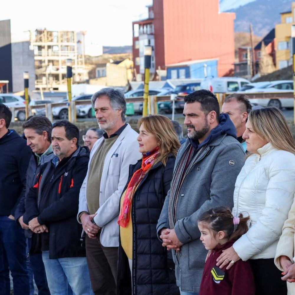 PASEO DE LA CENTOLLA EN USHUAIA: UNA NUEVA ATRACCIÓN CULTURAL