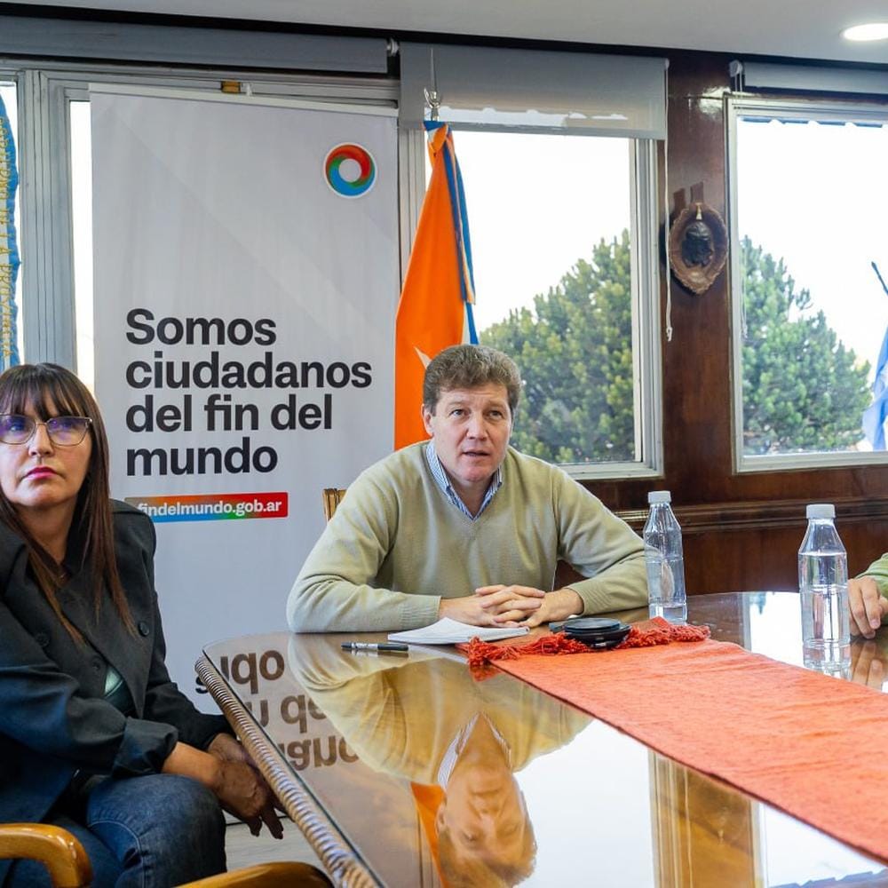 ENCUENTRO MULTISECTORIAL EN TIERRA DEL FUEGO POR ANUNCIOS NACIONALES