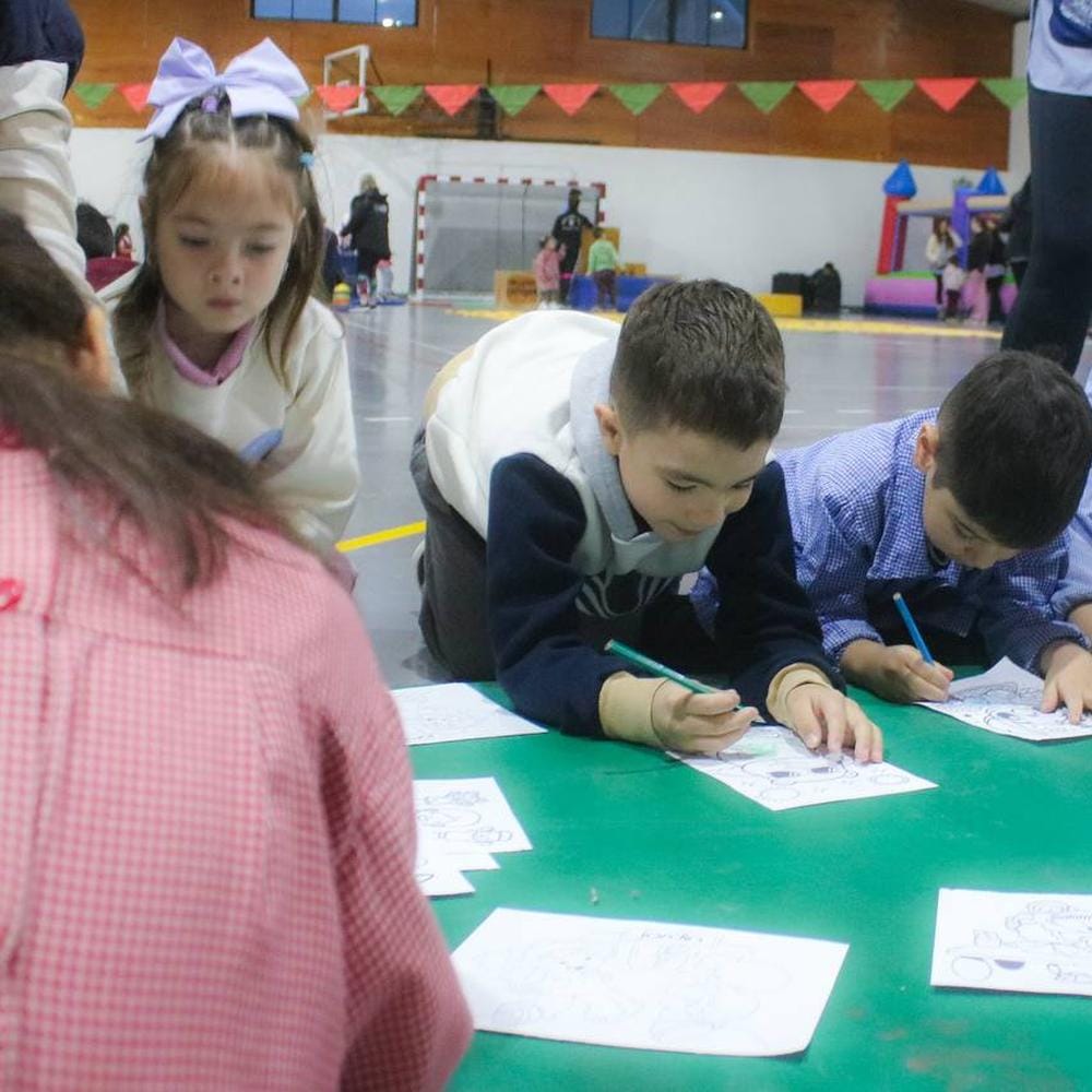 DÍA DE LOS JARDINES DE INFANTES EN TOLHUIN: JUEGO Y RECONOCIMIENTO