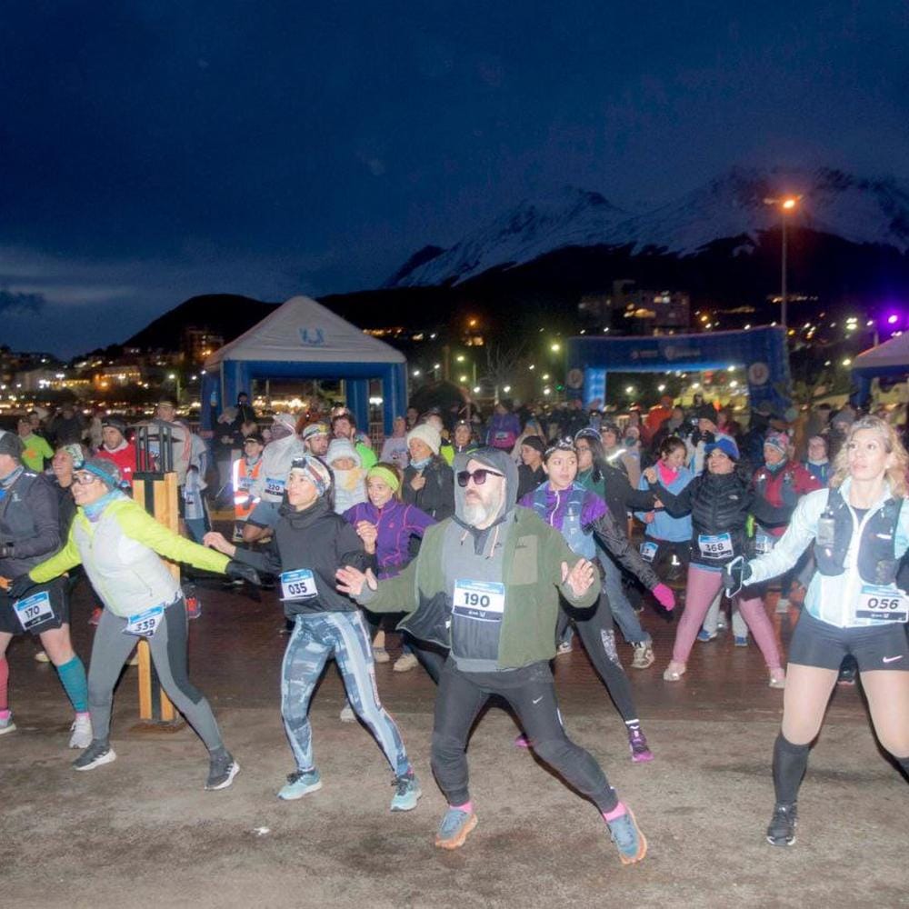 Ushuaia vivió la exitosa carrera nocturna "La Noche Más Larga"