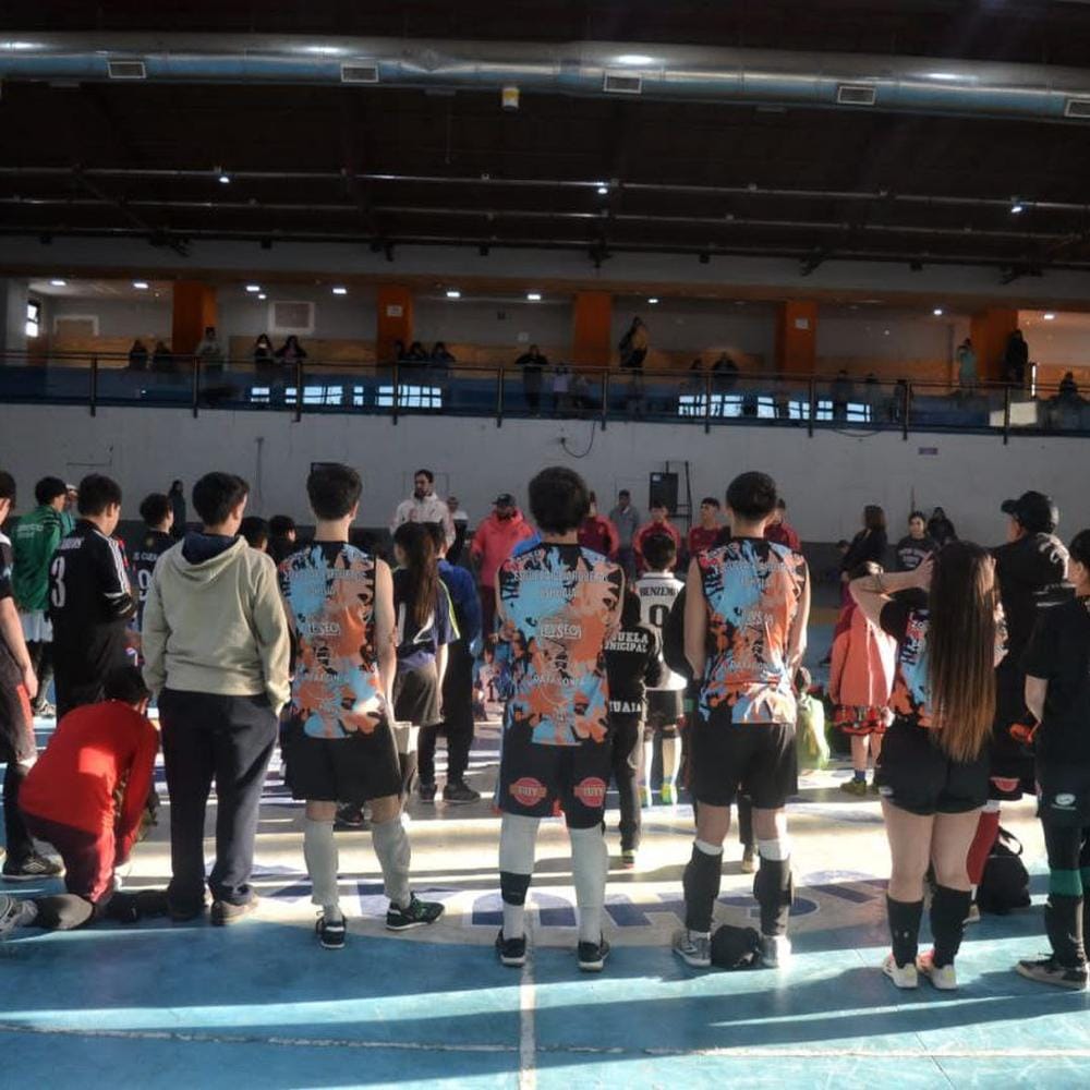Gran participación en clínica de arqueros en Ushuaia