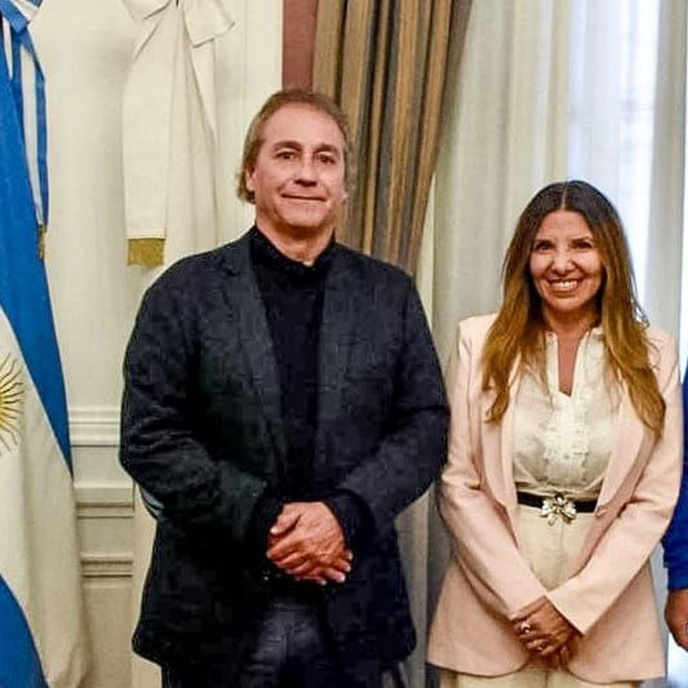 Ushuaia y FEHGRA firman convenio para modernizar turismo