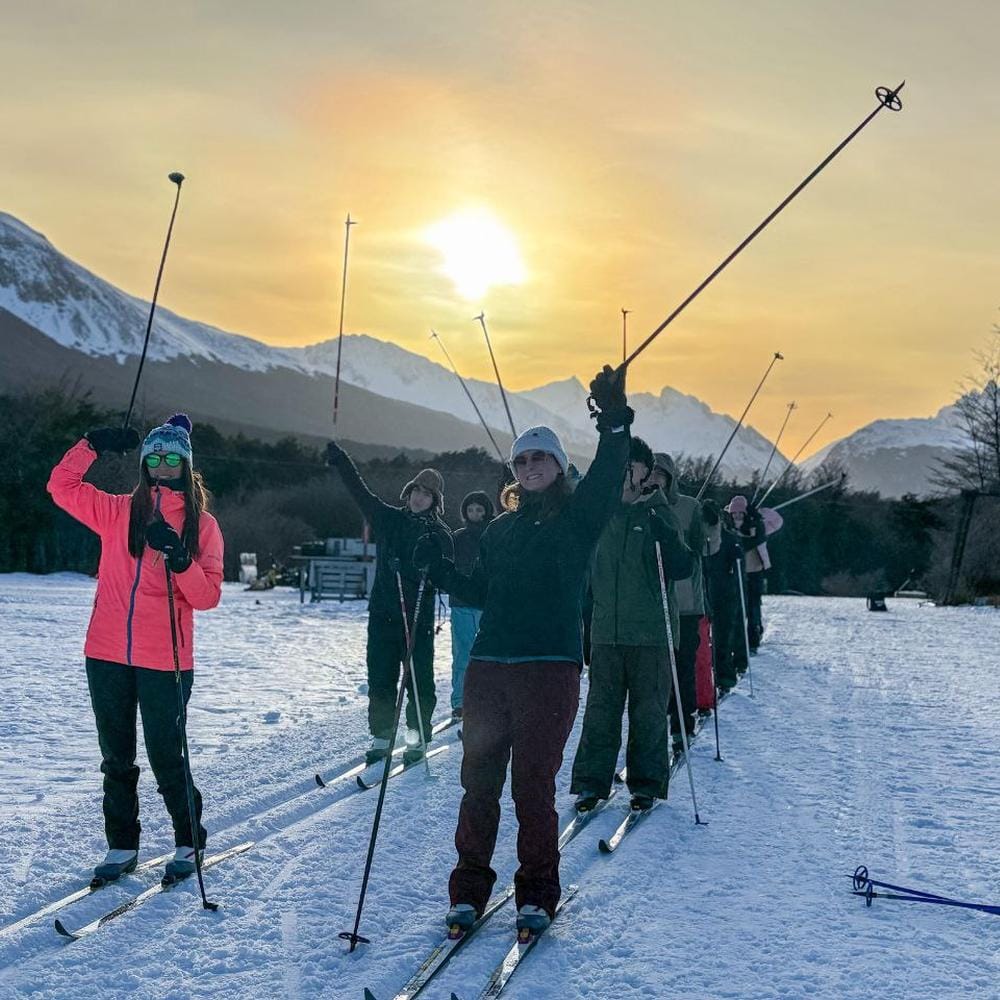 Jóvenes y comunidad en Ushuaia impulsan acciones sociales y patrimoniales