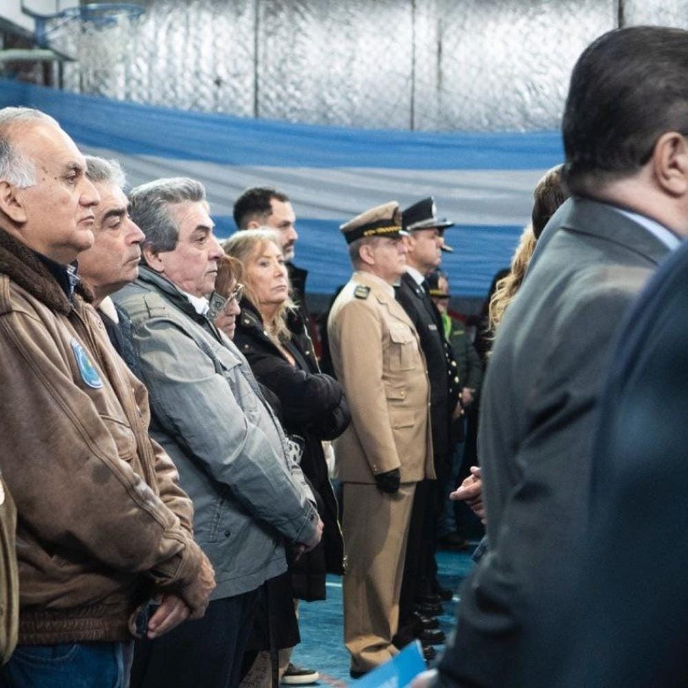 Ushuaia conmemora el 175° aniversario de San Martín