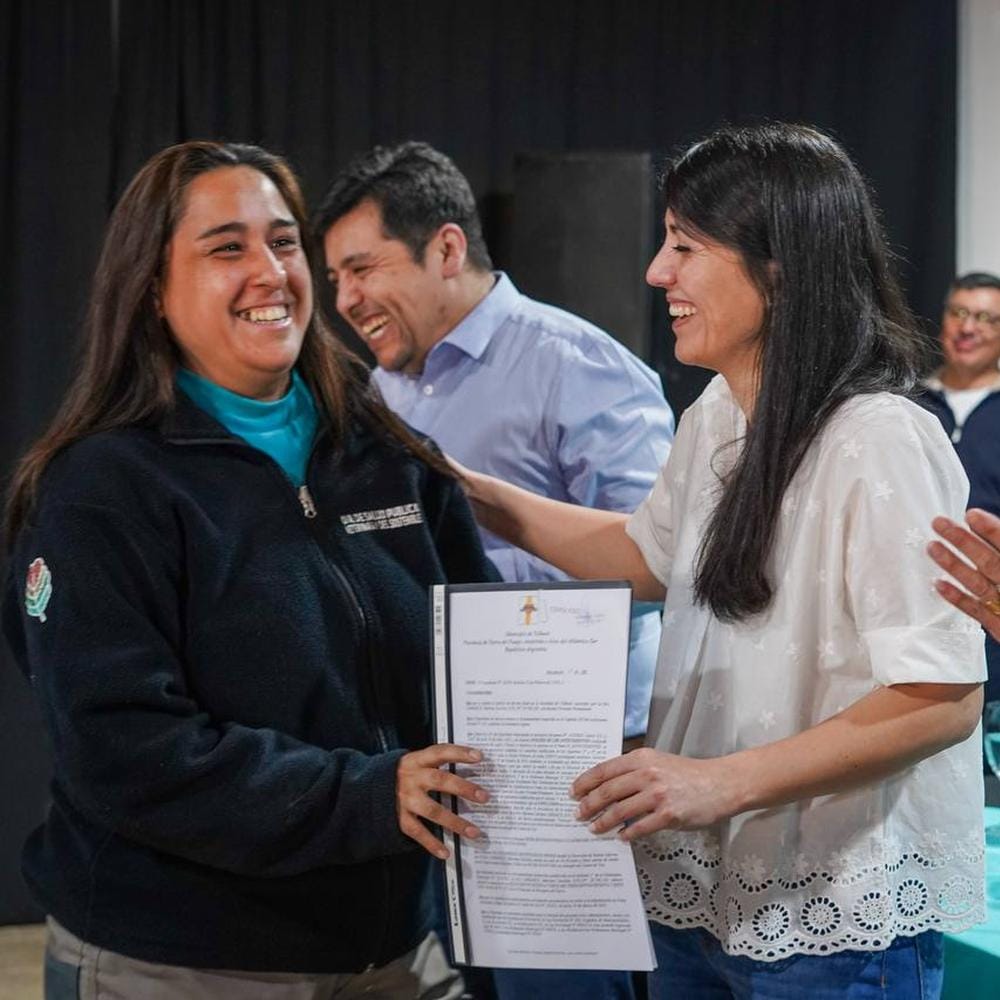 Tolhuin avanza en regularización de tierras en Procrear