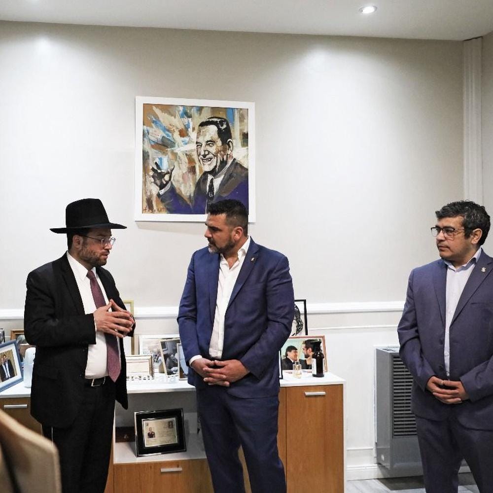 Vuoto recibe a referentes de la comunidad judía en Ushuaia