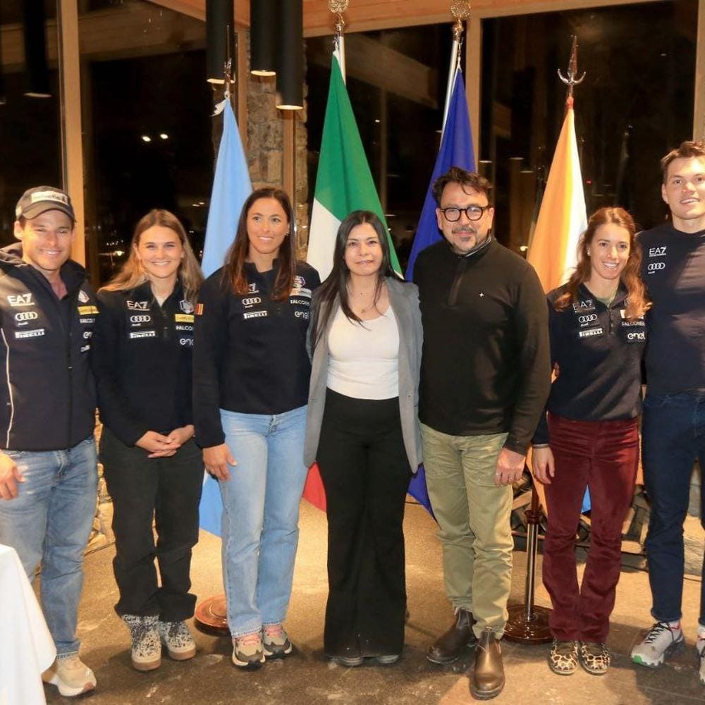 Ushuaia recibe a campeones de esquí italianos