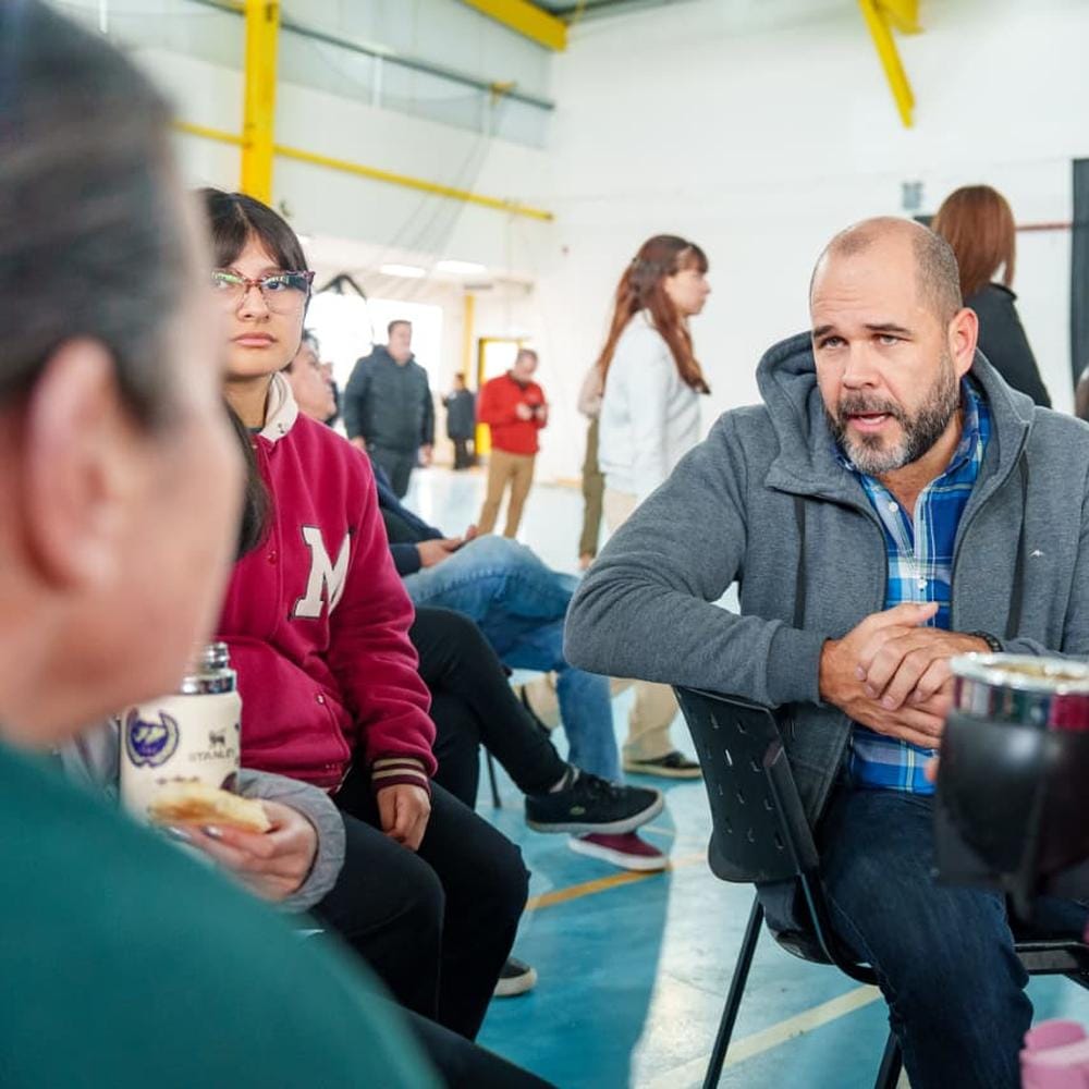 Jóvenes de Tierra del Fuego impulsan la transformación educativa