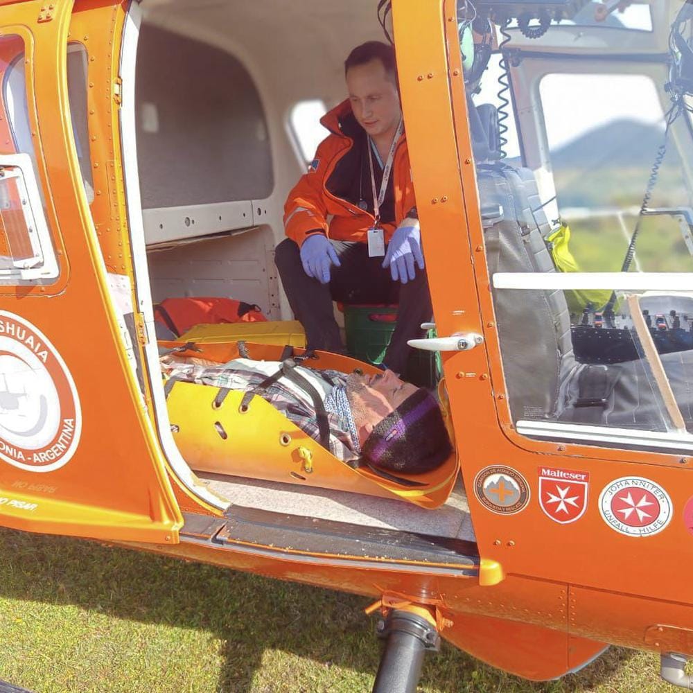 Capacitación en Evacuaciones Aeromédicas para Personal de Tierra y Emergencias en Tierra del Fuego