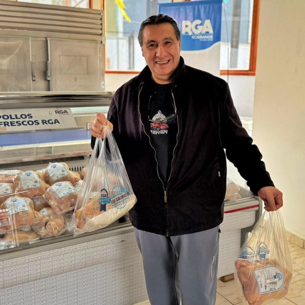 Pollos frescos de RGA Alimentos en toda la provincia