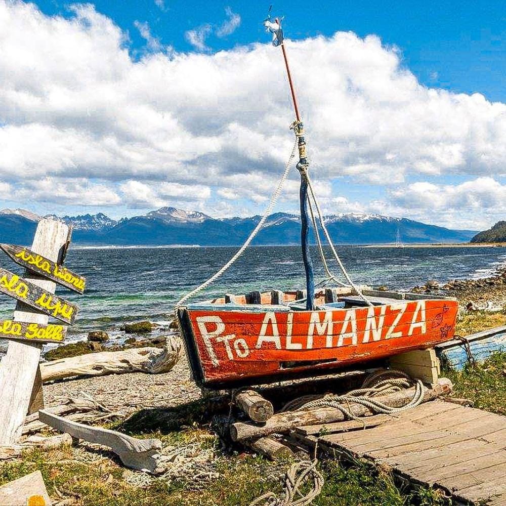 Puerto Almanza cumple 38 años reafirmando su identidad y desarrollo