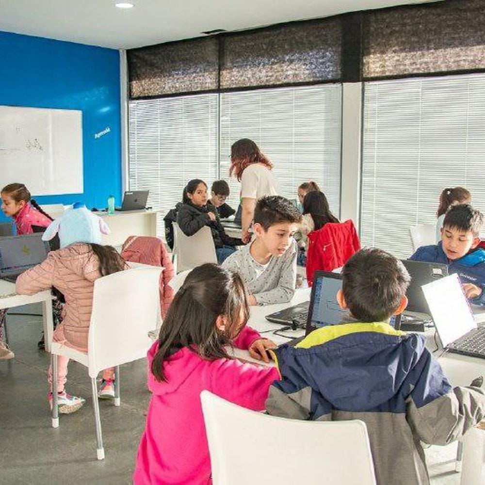 Río Grande impulsa talleres tecnológicos para todas las edades
