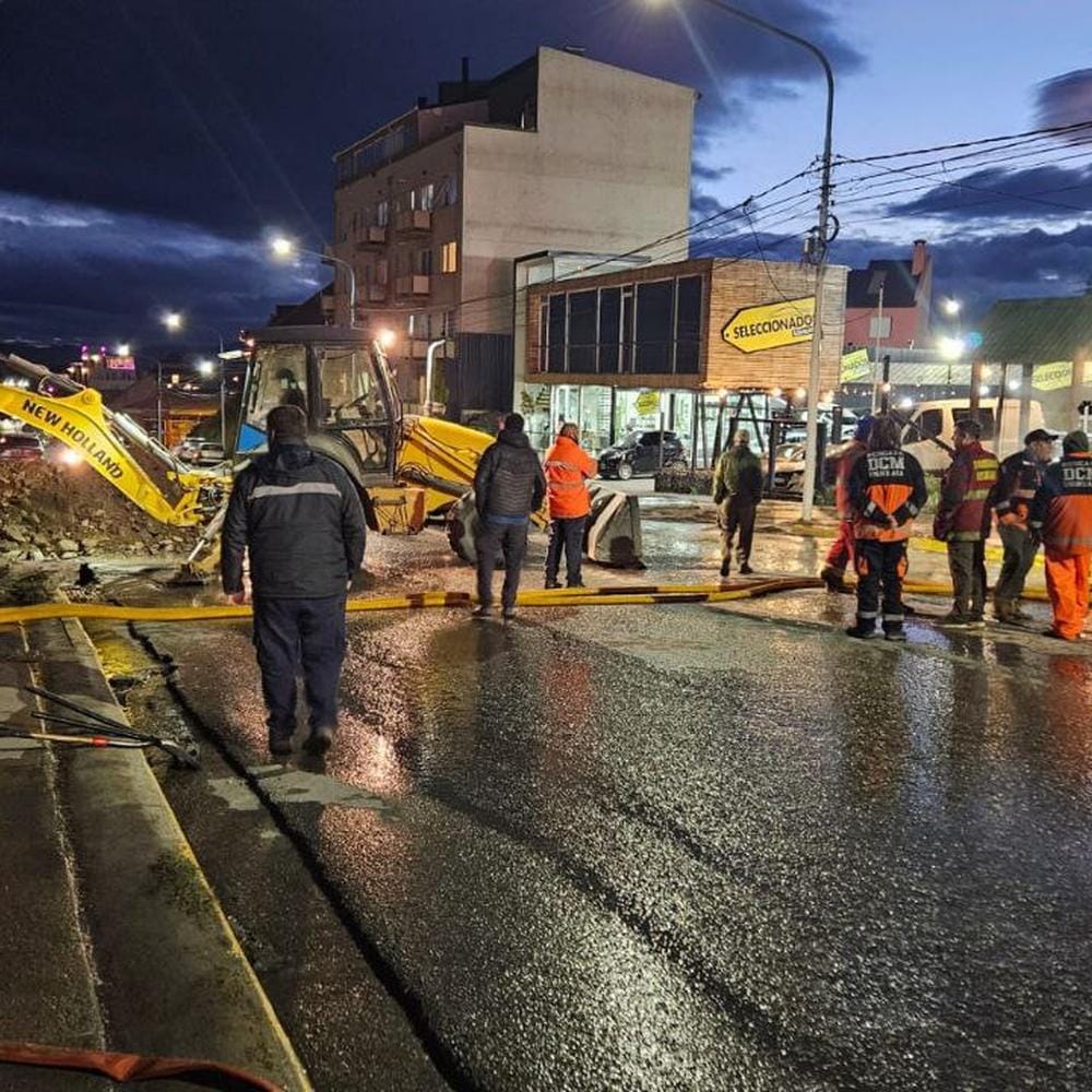 Urgente: Obra conjunta en Ushuaia para desagües obstruidos