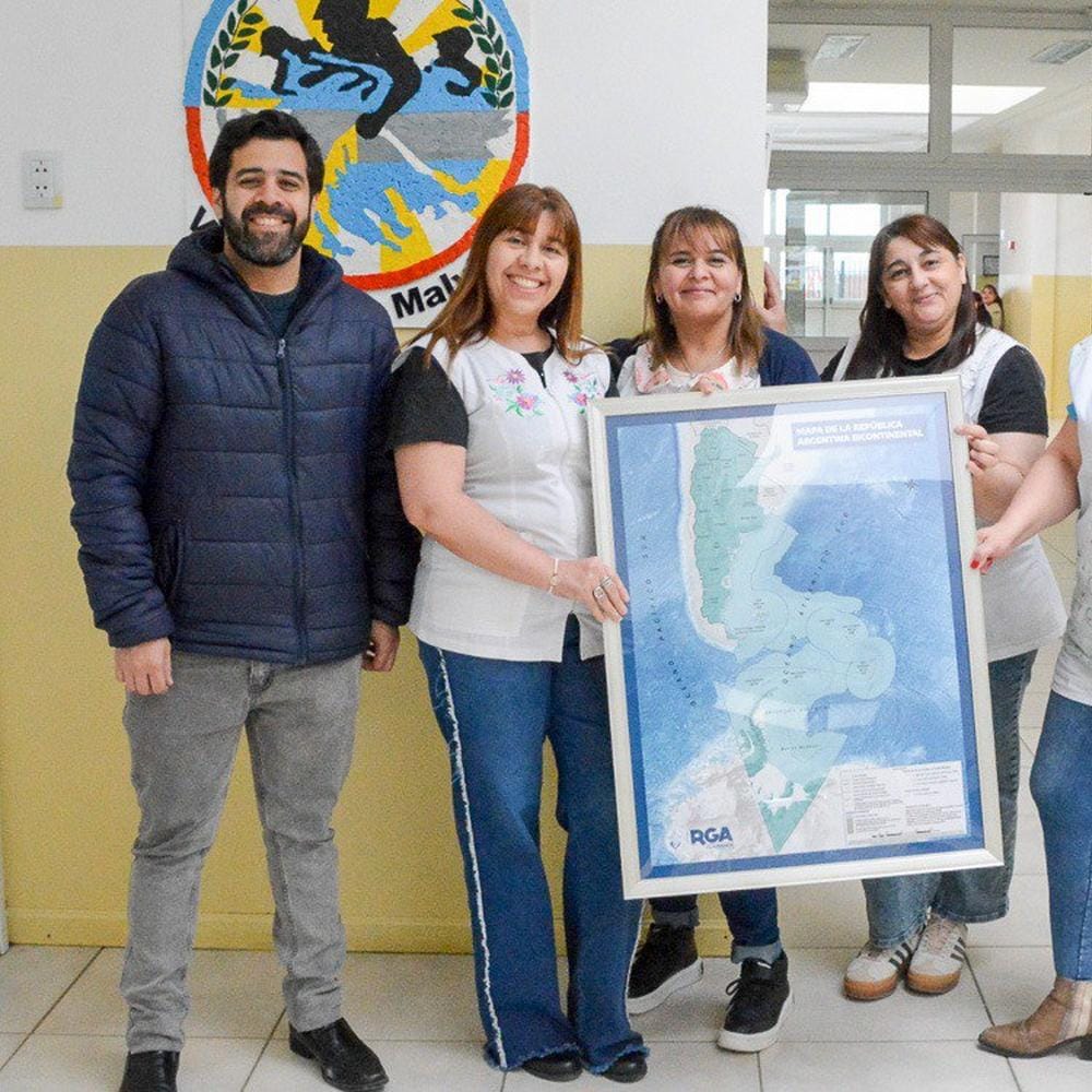 Río Grande refuerza la soberanía educativa con mapa bicontinental