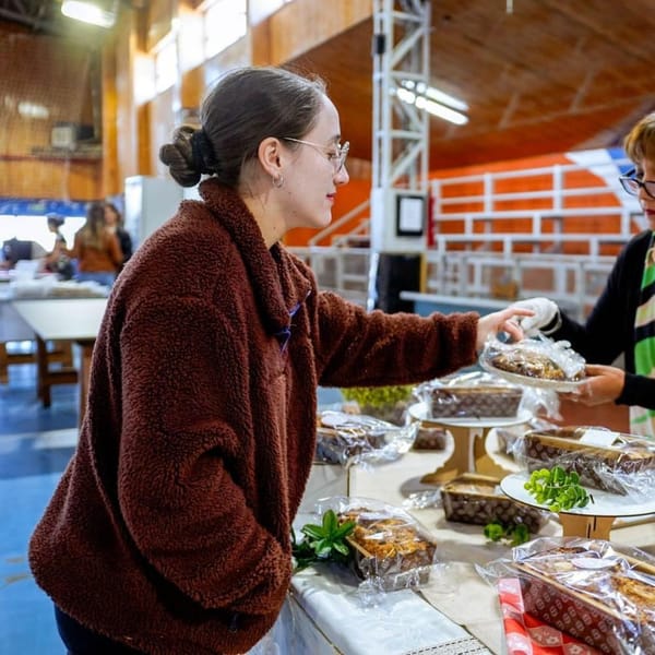 CIENTOS DE FAMILIAS PARTICIPAN EN LA PRIMERA EDICIÓN DE TU MERCADO EN USHUAIA Y RÍO GRANDE