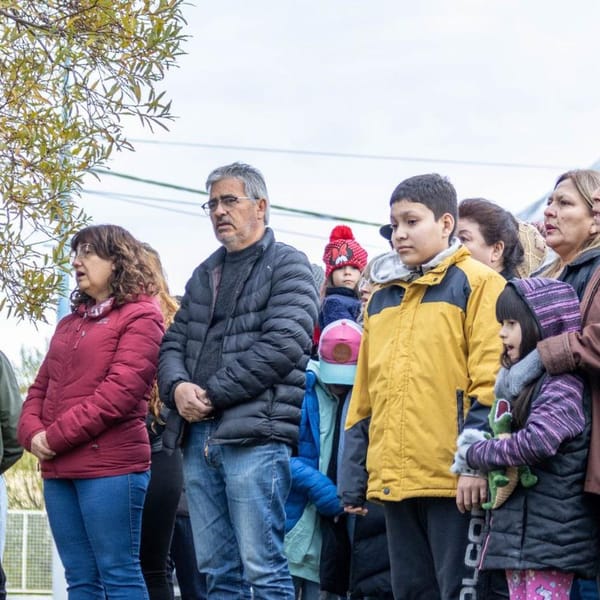 HOMENAJE A PERIODISTAS FALLECIDOS EN USHUAIA POR LA LIBERTAD DE EXPRESIÓN