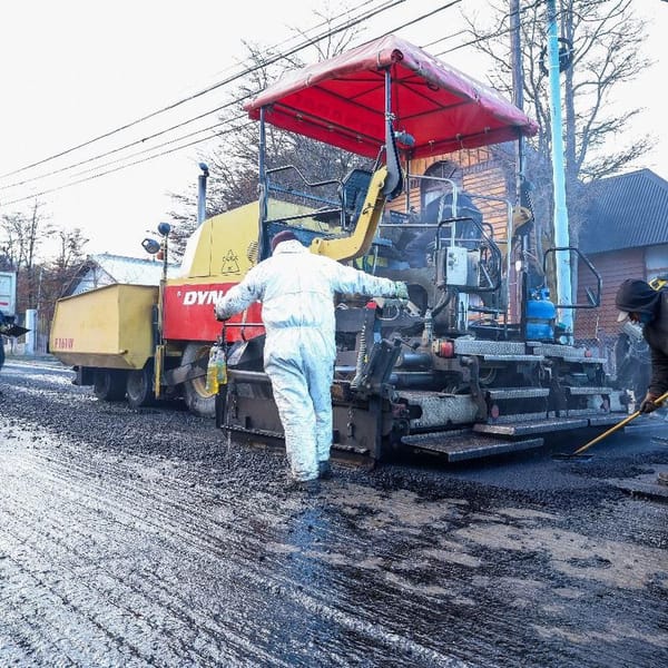 ASFALTO EN PROVINCIA GRANDE: MEJORAS EN LA INFRAESTRUCTURA DE USHUAIA