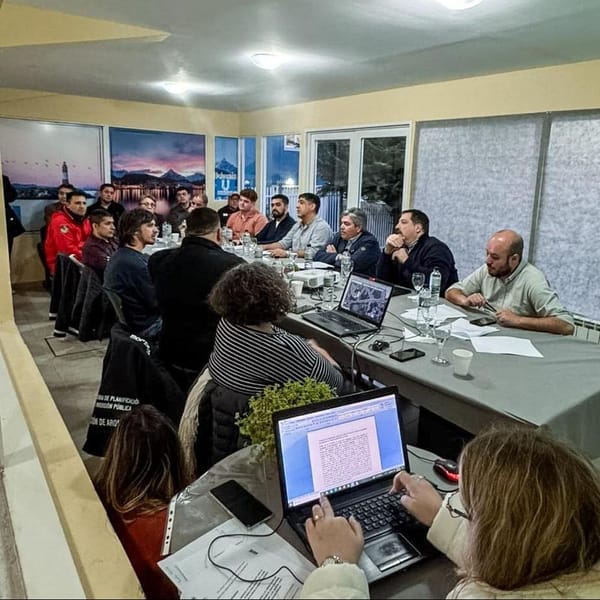 MEJORAS EN SEGURIDAD VIAL: REUNIÓN EN USHUAIA