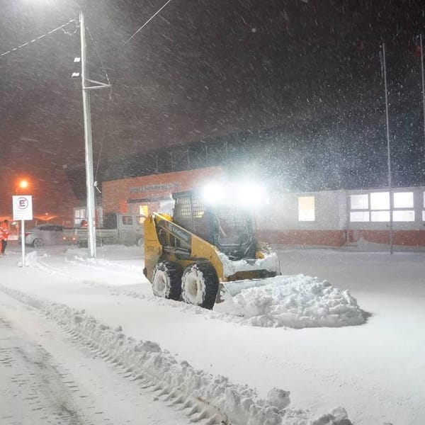 OPERATIVO INVIERNO: TOLHUIN REFUERZA LIMPIEZA EN CALLES
