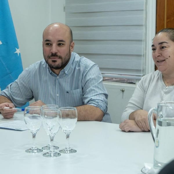 USHUAIA REGULA UNIDADES GASTRONÓMICAS MÓVILES