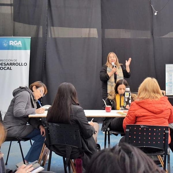 APOYO INSTITUCIONAL A EMPRENDEDORES EN RÍO GRANDE