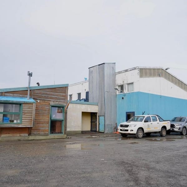 Trabajos Programados en Tolhuin para Reparar el Generador Cummins