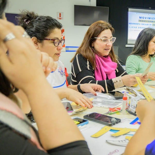 Avanzan los módulos de formación en Mecatrónica para docentes en Tierra del Fuego