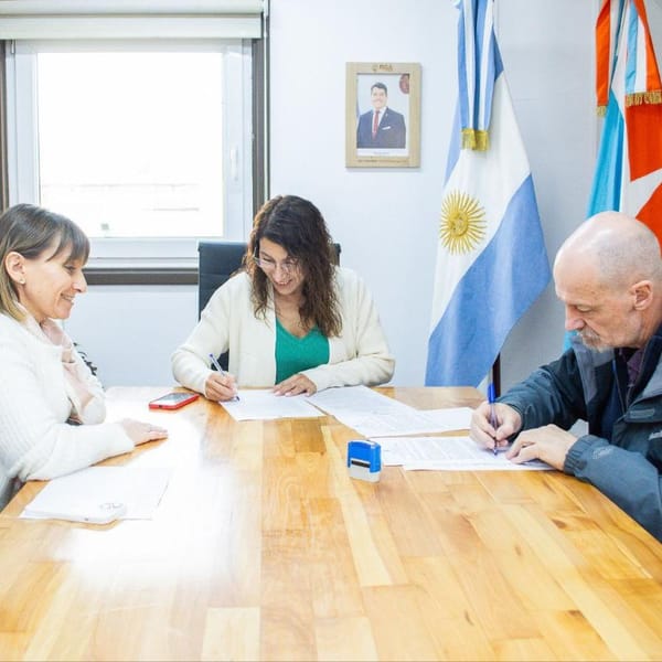Río Grande renueva pasantías educativas para estudiantes