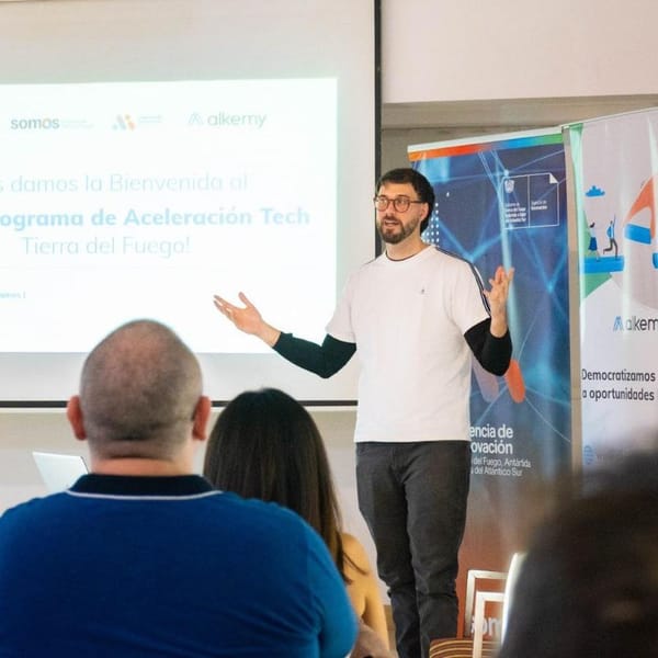 Talentos Fueguinos culminan formación en economía del conocimiento