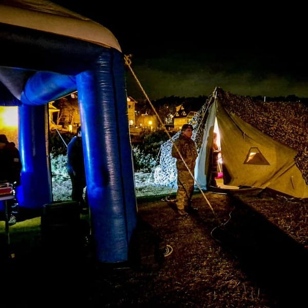 Ushuaia festeja La Noche Más Larga con nadadores en el Canal Beagle