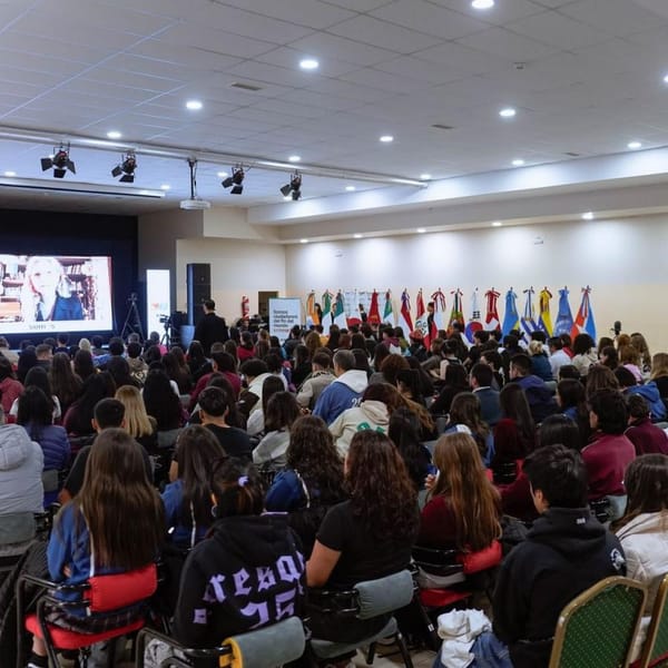 Juventud fueguina potencia su ciudadanía global con encuentros diplomáticos