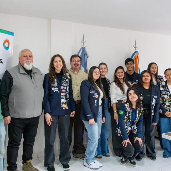 Jóvenes de Tierra del Fuego reciben reconocimiento en programa de intercambio internacional