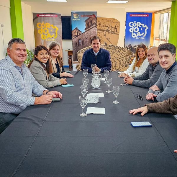 Ushuaia fortalece la promoción turística junto a Córdoba y otros destinos del país