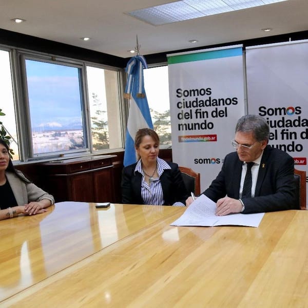 HACIA POLÍTICAS PÚBLICAS CON IDENTIDAD INDÍGENA: FIRMAN CONVENIO PARA GARANTIZAR DERECHOS EN TIERRA DEL FUEGO