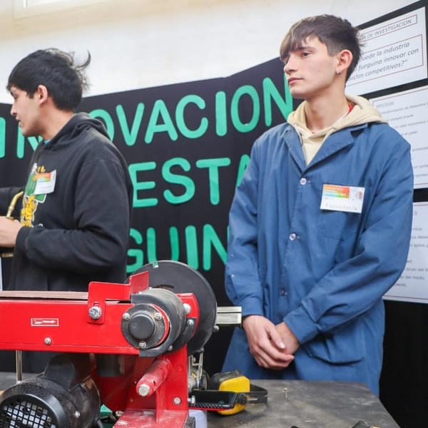 MÁS DE 3600 ESTUDIANTES Y 44O DOCENTES PARTICIPARON DE LA INSTANCIA ZONAL DE LA FERIA DE ARTE, CIENCIA Y TECNOLOGÍA 2025