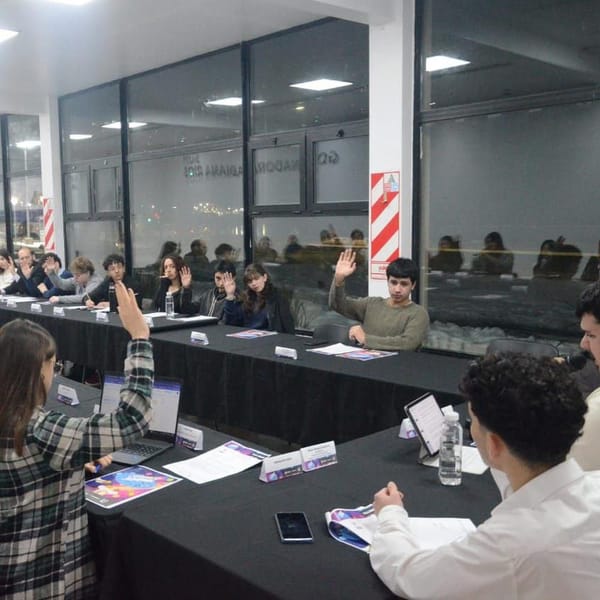 LA MUNICIPALIDAD DE USHUAIA LLEVÓ ADELANTE LA PRIMERA SESIÓN ORDINARIA DEL “CONSEJO JUVENIL”