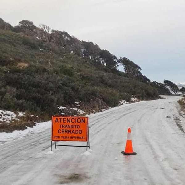 Precaución en rutas provinciales por hielo en la calzada