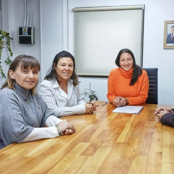 Río Grande firma acuerdo para pasantías educativas no rentadas