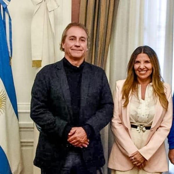 Ushuaia y FEHGRA firman convenio para modernizar turismo