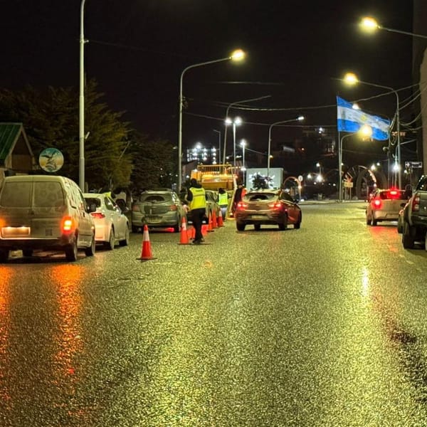 Ushuaia controló 240 vehículos en operativo de tránsito