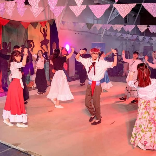 Talleres de Danzas Folclóricas en Tolhuin: tradición y comunidad