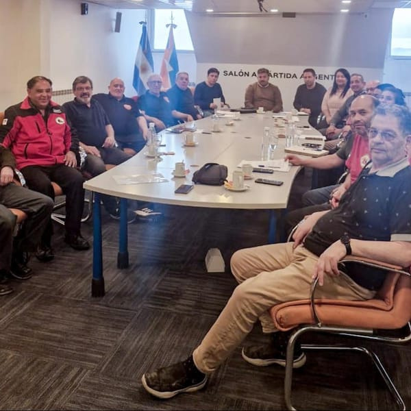 Reunión histórica en Tierra del Fuego para fortalecer bomberos voluntarios