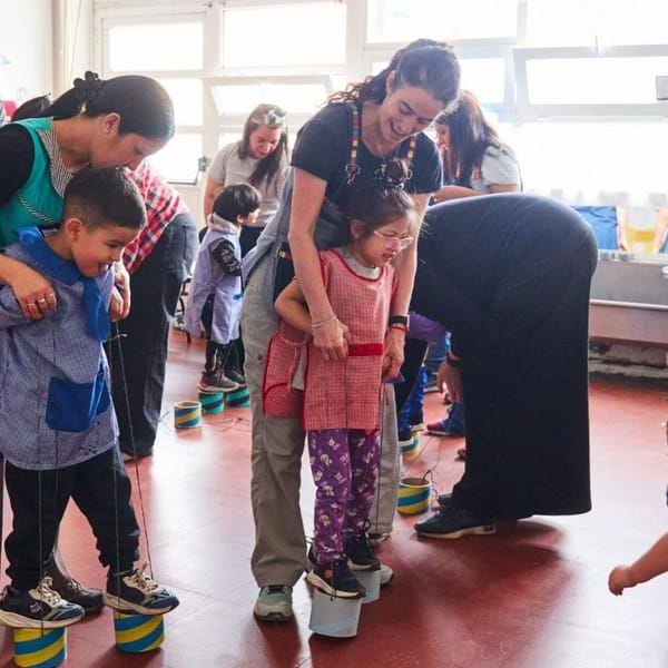 Juegos del Ayer: Patrimonio y Diversión para los Chicos de Ushuaia