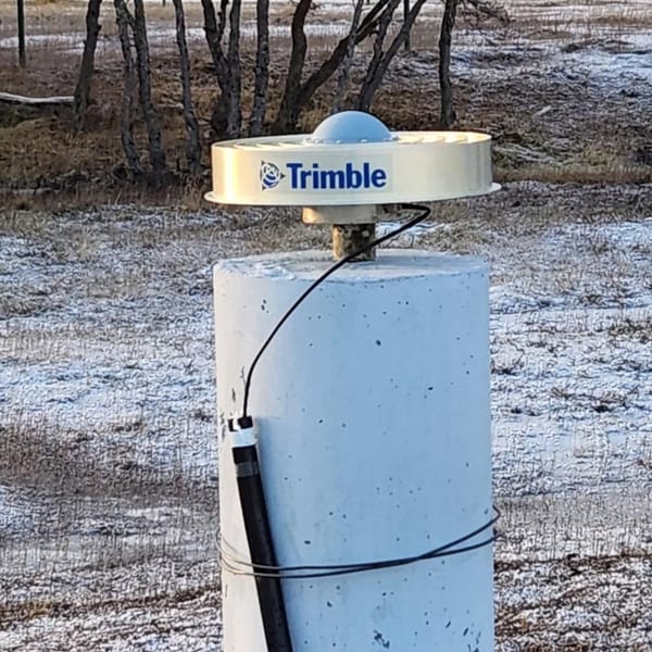 Tierra del Fuego refuerza su red GNSS con nueva estación permanente