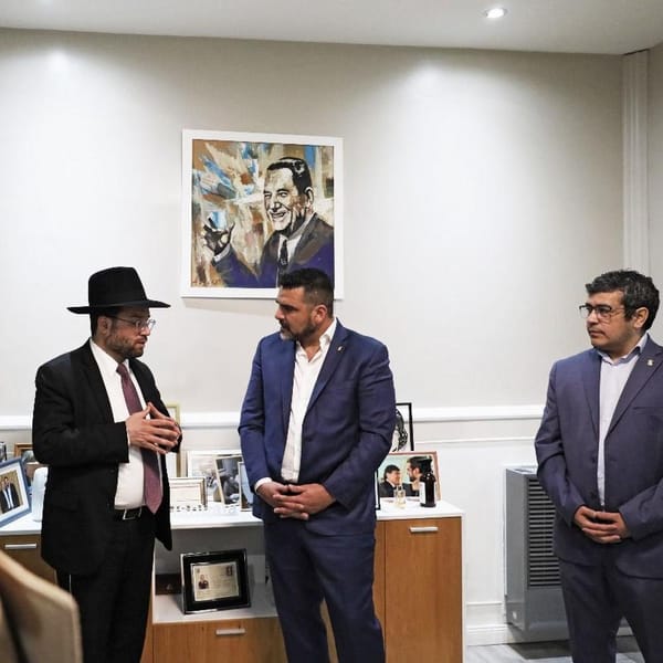 Vuoto recibe a referentes de la comunidad judía en Ushuaia