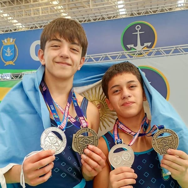 FUEGUINOS DESTACAN EN SUDAMERICANO U15 DE LUCHA OLÍMPICA
