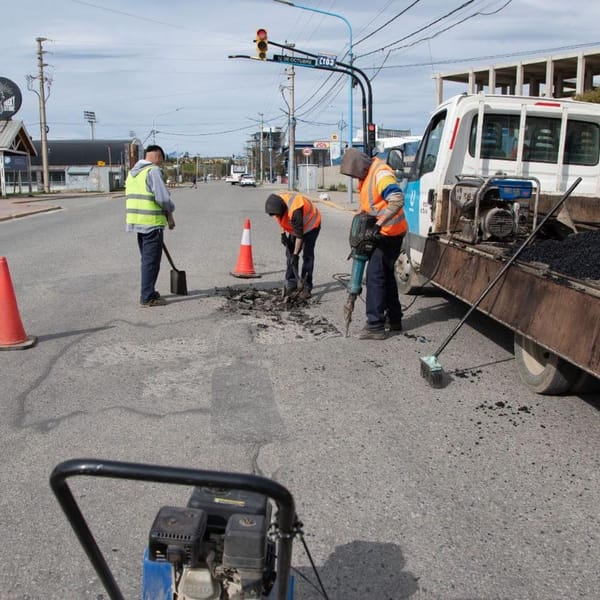 Ushuaia avanza en recuperación vial con obras en la ciudad