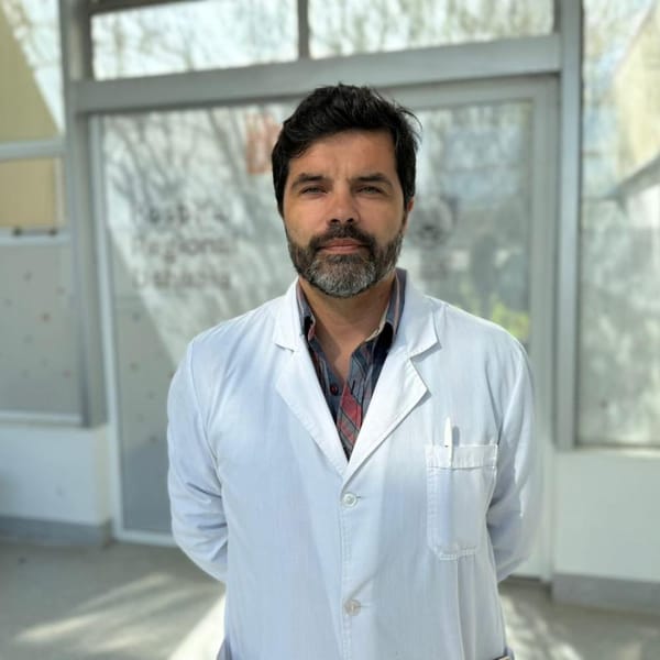 Urgente: niño de 1 año salvado tras aspirar tornillo en Ushuaia