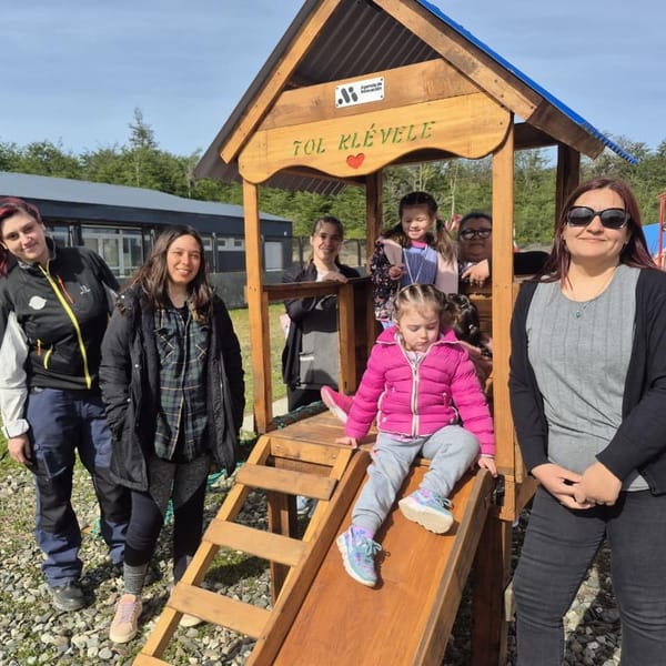 Polo Creativo entregó casa de juegos en Tolhuin