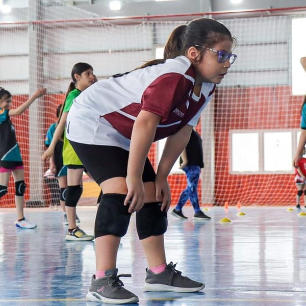 Encuentro de Mini Vóley en Río Grande: más de 80 niños disfrutaron el deporte